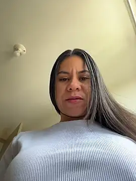 Reggie-Liam online show from 04/12/26, 07:19