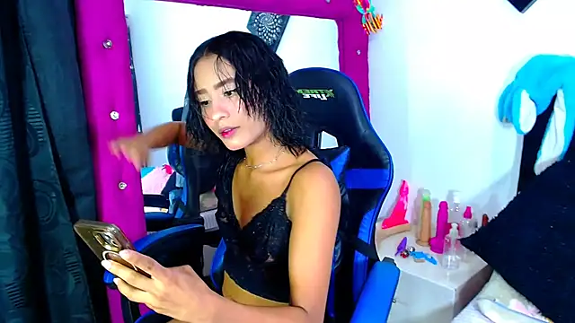 Jenng18 online show from 04/17/26, 08:17