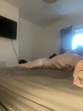 Bustyblondebabe32 online show from 03/11/26, 07:14