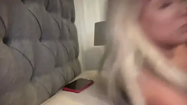 Bustyblondebabe32 online show from 04/01/26, 05:43