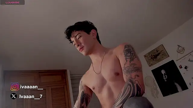 ivaaaan  online show from 01/21/25, 10:41