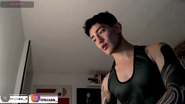 ivaaaan  online show from 03/05/26, 10:28