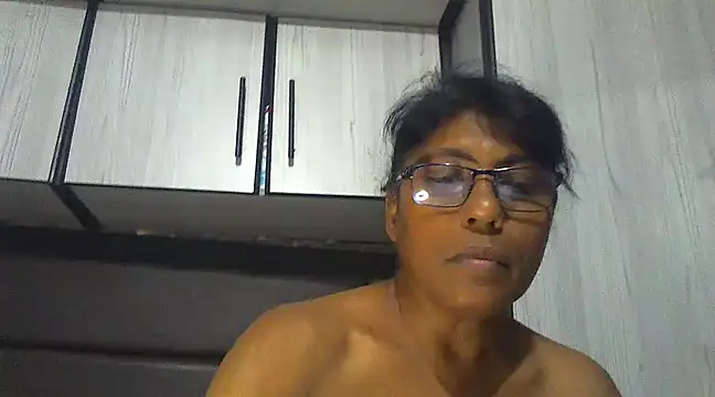 MsAttitude online show from 03/21/25, 09:34