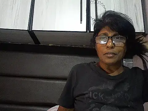 MsAttitude online show from 11/08/25, 01:11