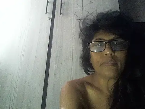 MsAttitude online show from 12/16/25, 02:11