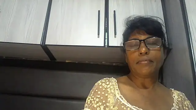 MsAttitude online show from 12/19/25, 06:53