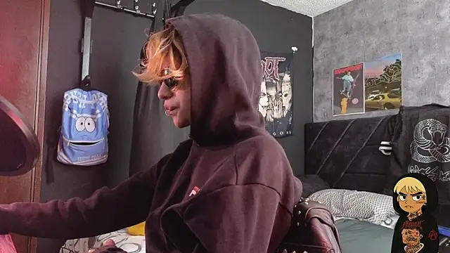 AcidMilo online show from 11/05/25, 07:58