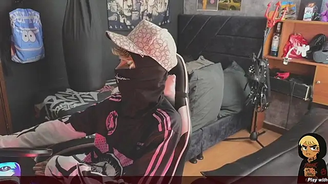 AcidMilo online show from 12/18/25, 04:24