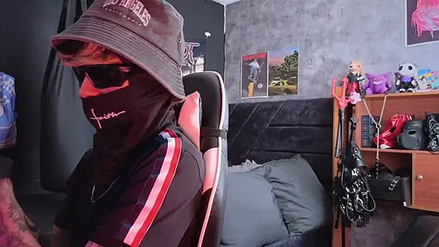 AcidMilo online show from 12/22/25, 04:59