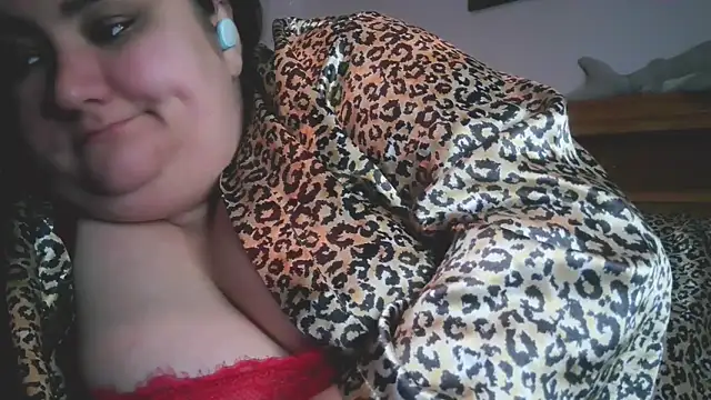 nicholle online show from 02/21/25, 01:00