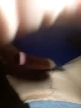 Snapshot of SEBASTHIAN chatting on 10/26/25, 02:39 SEBASTHIAN online show from 10/26/25, 02:39