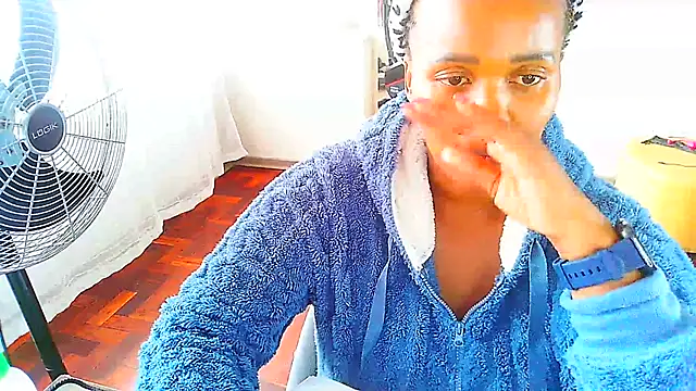 Snapshot of Charlie-Crawford chatting on 02/19/25, 10:56 Charlie-Crawford online show from 02/19/25, 10:56