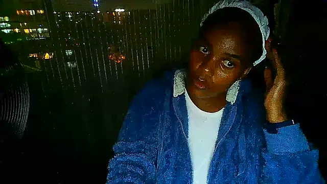 Snapshot of Charlie-Crawford chatting on 02/20/25, 05:40 Charlie-Crawford online show from 02/20/25, 05:40