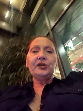 dominatrixredsonyja online show from 12/19/25, 03:52