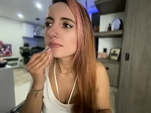 Anny Moore09 online show from 03/22/25, 12:49