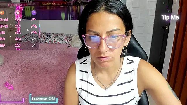 alma blue online show from 04/07/26, 11:59