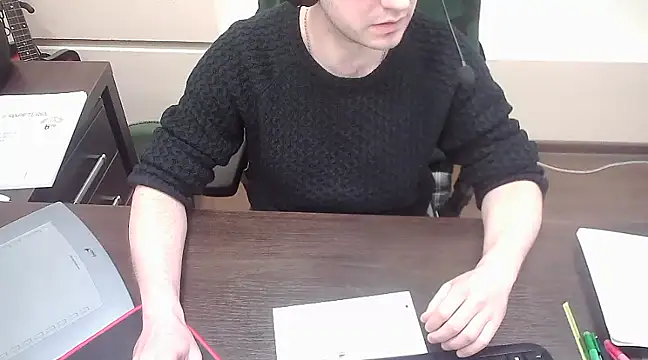 Snapshot of alex89north chatting on 02/21/25, 06:59 alex89north online show from 02/21/25, 06:59