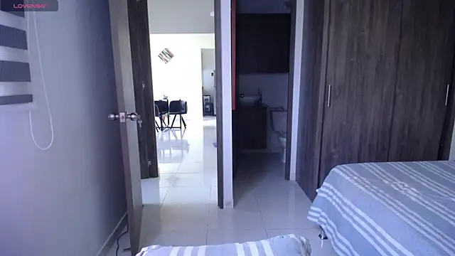 amyharlow 1 online show from 04/01/26, 01:41