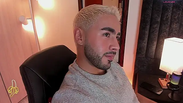 ItsMeEros online show from 09/08/25, 11:59