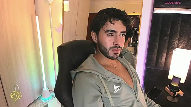 ItsMeEros online show from 05/25/26, 11:00