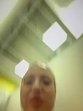 pinkstar  online show from 02/12/25, 08:06