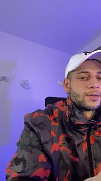  jamesleandros1 online show from 02/01/26, 08:40