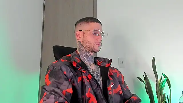  jamesleandros1 online show from 03/05/26, 01:01