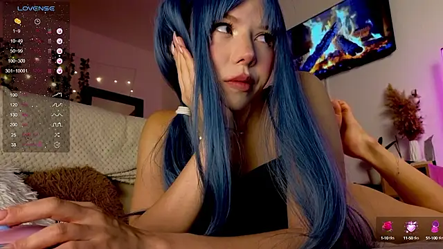 Snapshot of Juliette_Sunshine chatting on 12/07/24, 01:25 Juliette Sunshine online show from 12/07/24, 01:25