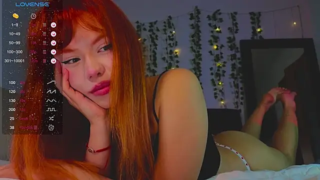 Snapshot of Juliette_Sunshine chatting on 03/15/25, 10:11 Juliette Sunshine online show from 03/15/25, 10:11