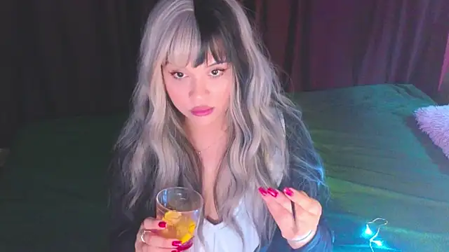 Malika uAngel online show from 12/13/25, 09:53