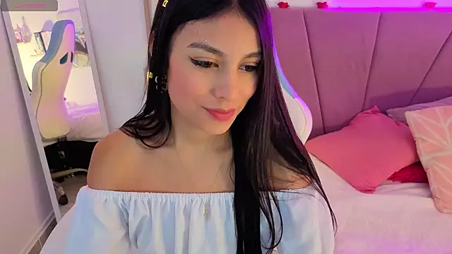 PIA STONE online show from 10/10/25, 07:57