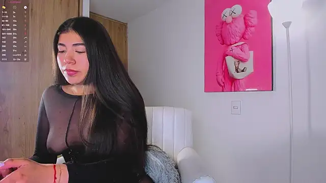 Snapshot of Kim_crosspp chatting on 10/16/25, 04:19 Kim crosspp online show from 10/16/25, 04:19