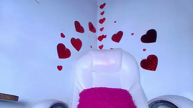 naomi kyse online show from 02/08/25, 09:13