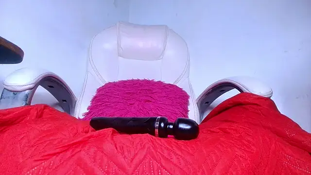 naomi kyse online show from 03/11/25, 03:05