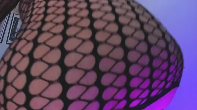 Snapshot of sofihill01 chatting on 09/27/25, 05:45 sofihill01 online show from 09/27/25, 05:45