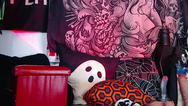 Silentmary online show from 03/28/26, 04:39