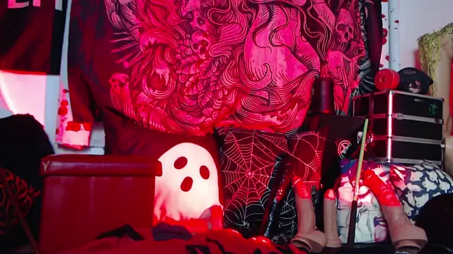 Silentmary online show from 04/12/26, 02:49