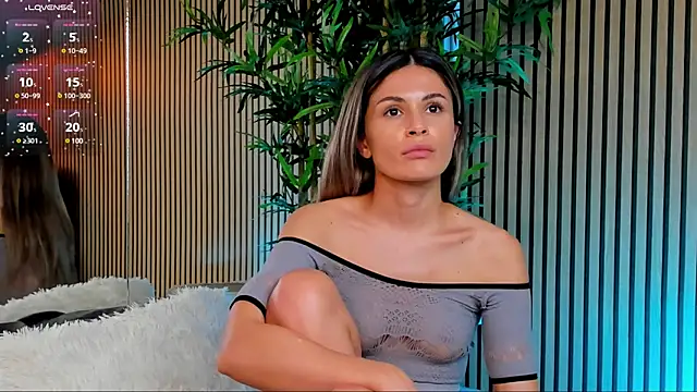 Avril Cyrus online show from 01/28/25, 03:04