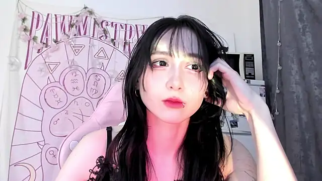 Holy420lolii online show from 02/09/26, 07:51