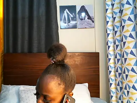 Snapshot of pay_tience chatting on 06/26/26, 07:35 pay tience online show from 06/26/26, 07:35