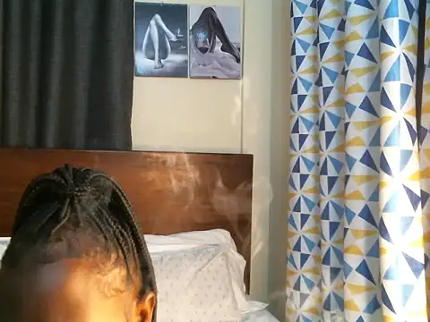 Snapshot of pay_tience chatting on 07/05/26, 11:28 pay tience online show from 07/05/26, 11:28