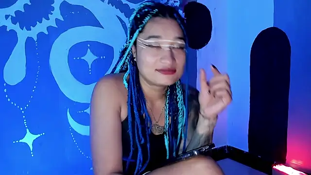 Eva Lee  online show from 12/06/24, 06:48