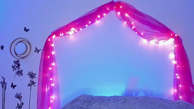 Eva Lee  online show from 01/18/25, 08:31