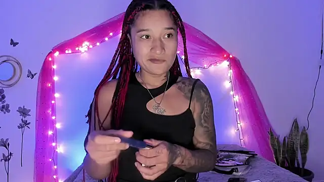 Eva Lee  online show from 01/28/25, 06:49