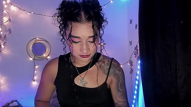 Eva Lee  online show from 02/23/25, 05:34