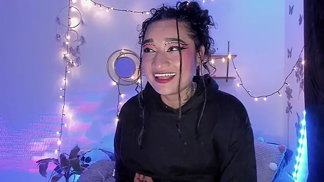 Eva Lee  online show from 02/28/25, 07:15