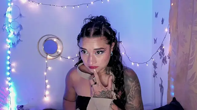 Eva Lee  online show from 03/19/25, 07:07