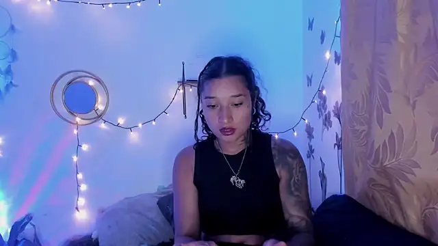 Eva Lee  online show from 03/22/25, 07:36