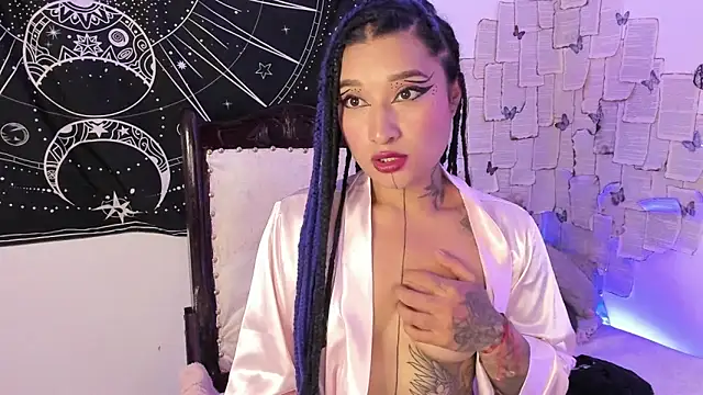 Eva Lee  online show from 09/13/25, 07:08