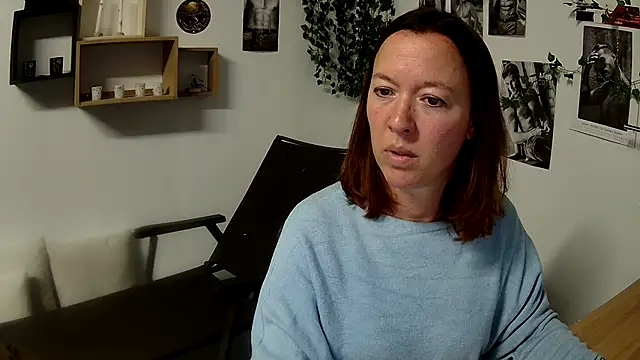 AnyaKreyxh online show from 12/14/24, 02:21